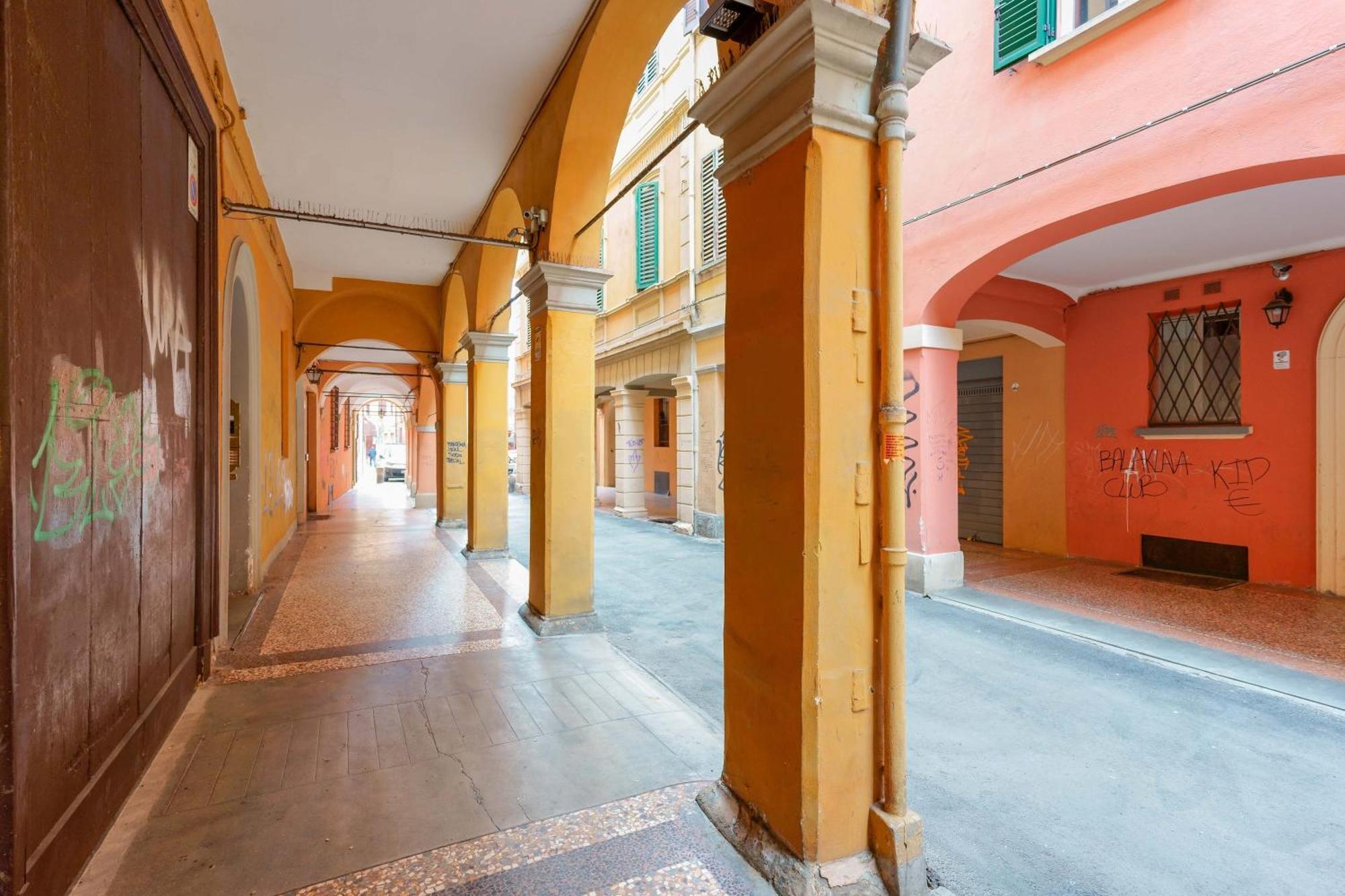 Borgo Cantarana Болонья Экстерьер фото